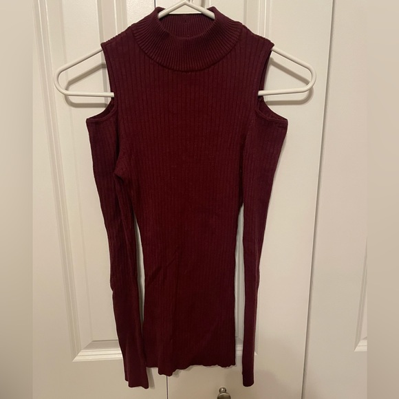 Collared Shoulderless Cute Long Sleeve Top SD00735 main image 0